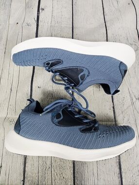 VESSI | Everyday Move waterproof lace-up runners sneakers